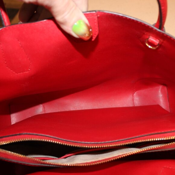 Lipstick Red Michael Kors Tote Bag - Picture 7 of 13